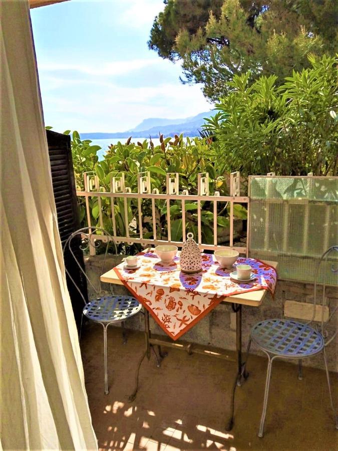 A Un Passo Dal Mare Balzi Rossi Apartment Ventimiglia Bagian luar foto